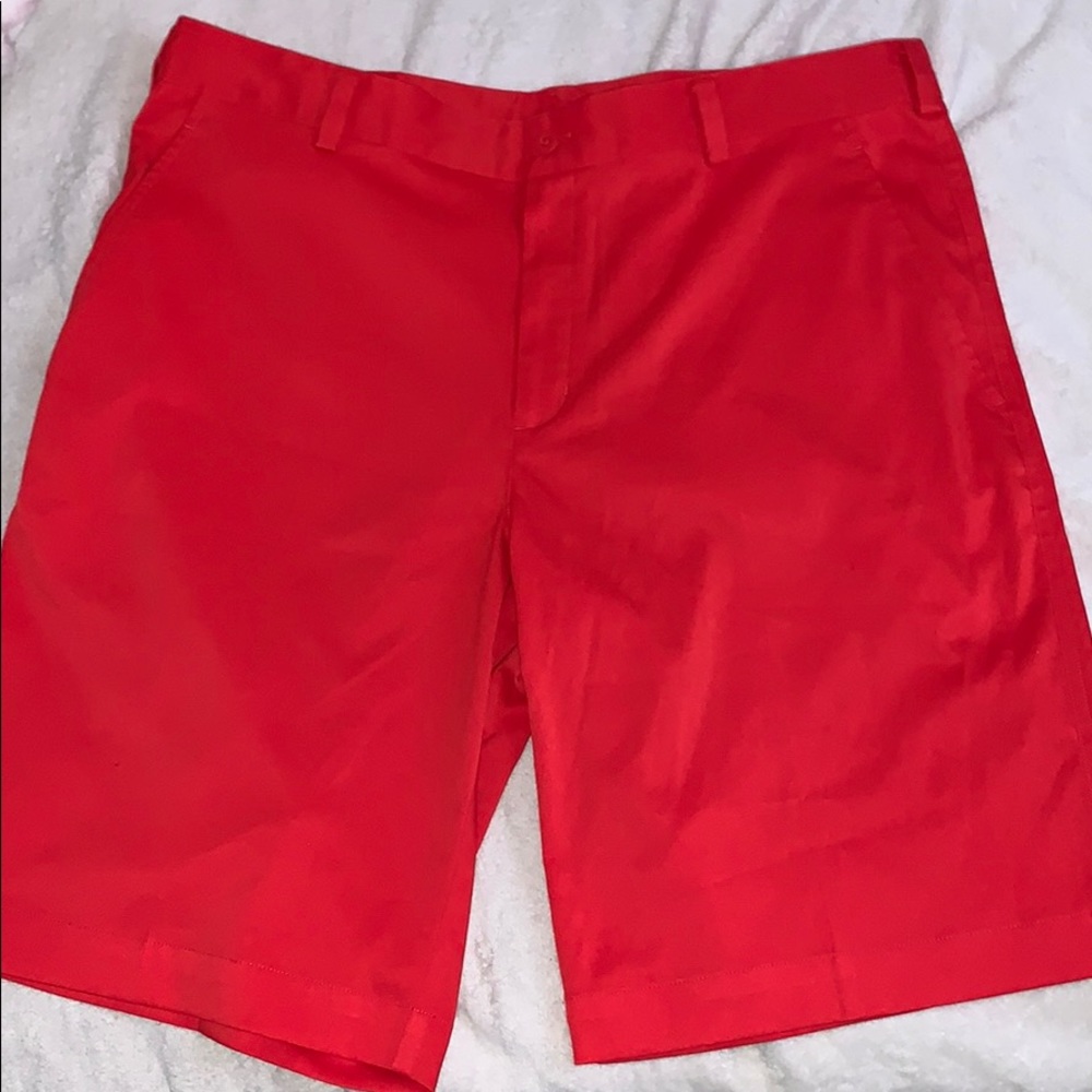 Men’s Nike golf short